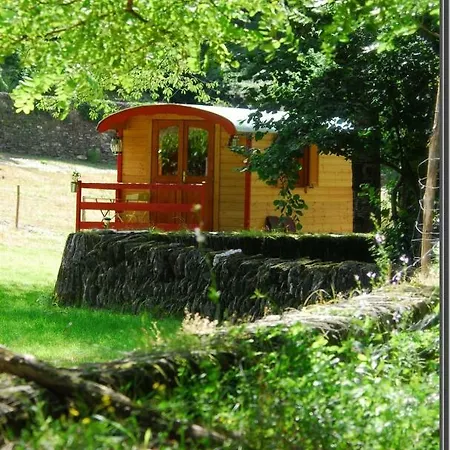 La Ferme De Lancizolle Guest house *